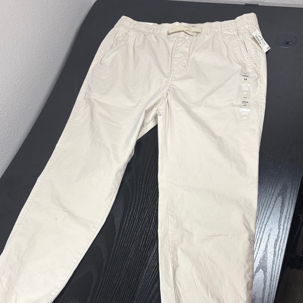 Aeropostale Men's Beige Chinos